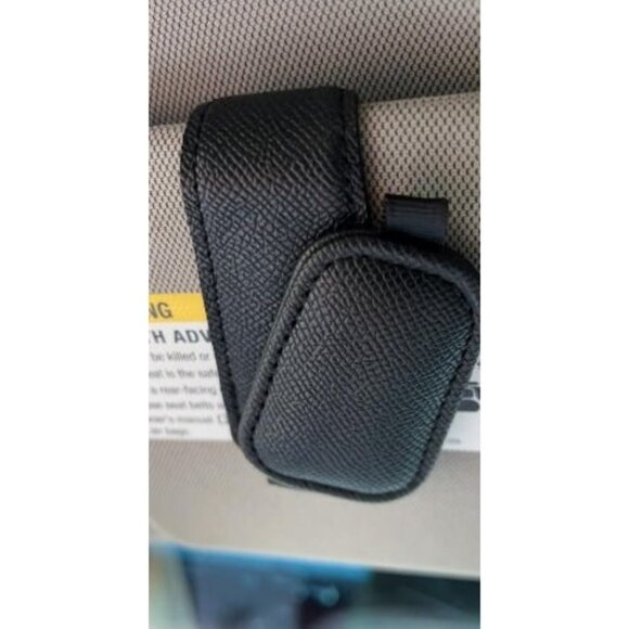 2 Packs Magnetic Sunglass Holder for Car Visor - Sunglasses Clip for Car Visor - Picture 2 of 2